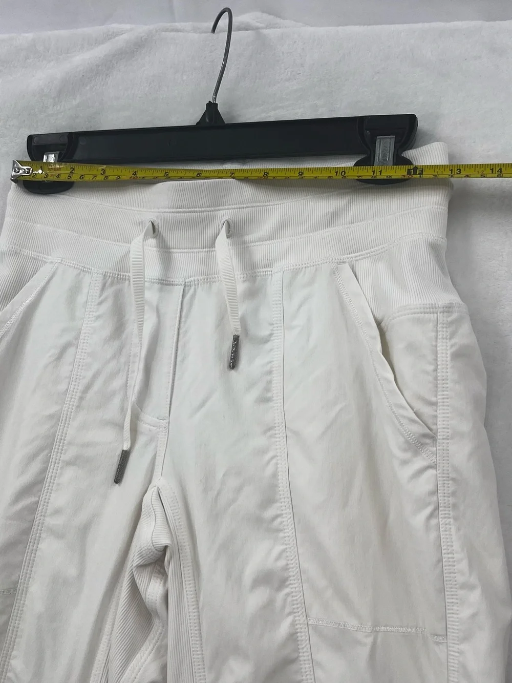 lululemon athletica White Women's Jogger Track Pants 1043